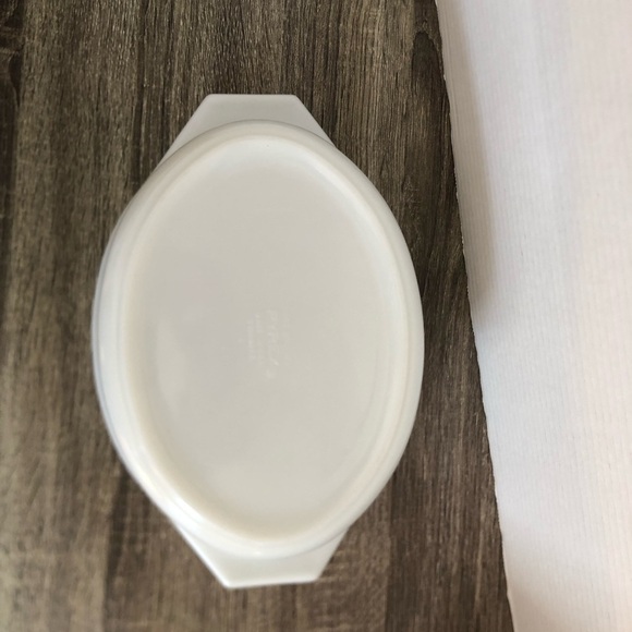 Vtg PYREX Town and Country Casserole Dish - Picture 7 of 12